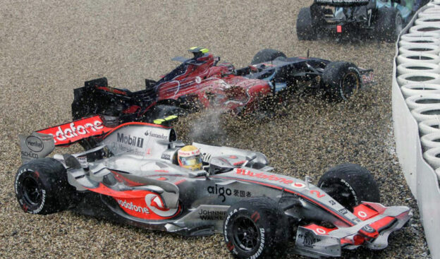 Crashed F1 cars everywhere 2007 F1 GP of Europe