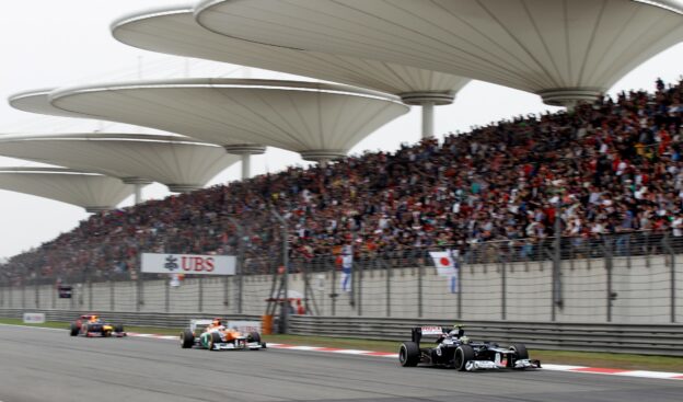 Back straight Shanghai Circuit (2012)