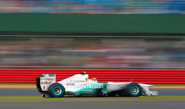 Mercedes W02 F1 Car: Upshifting fast and passing by with full acceleration