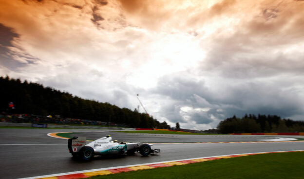 Mercedes Petronas W02 F1 Car Braking and Accelerating