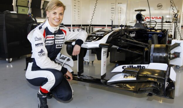 Susie Wolff FW30