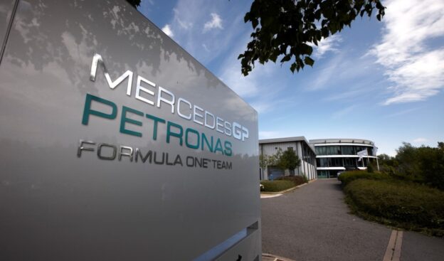 Staying in F1 'worthwhile' says Mercedes CEO