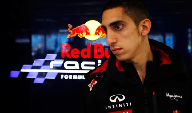 Buemi on pole for Toro Rosso return