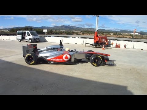 Exclusive footage McLaren MP4-28 F1 car