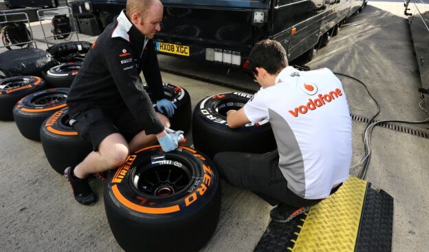 Pirelli Tyre Mechanic