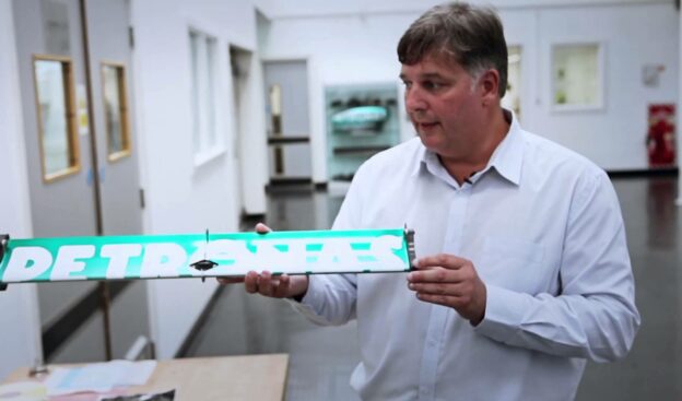 Mercedes F1 access All Areas - Composites (Part 4)