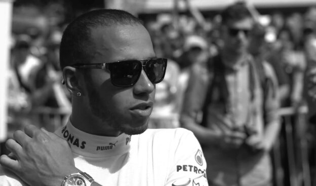 Lewis Hamilton: Mercedes-Benz Sound with power