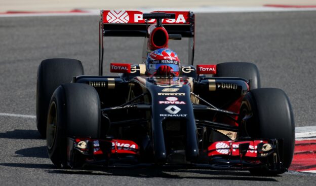 Romain Grosjean Lotus E22 Renault