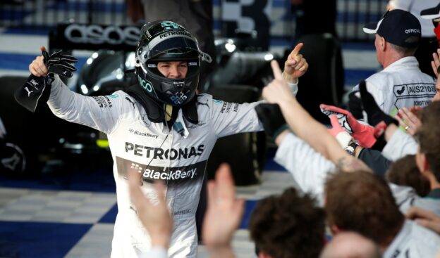 Nico Rosberg wins