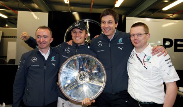 Nico Rosberg and teammembers