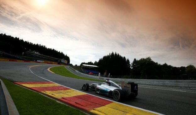 Lewis Hamilton, Mercedes W05