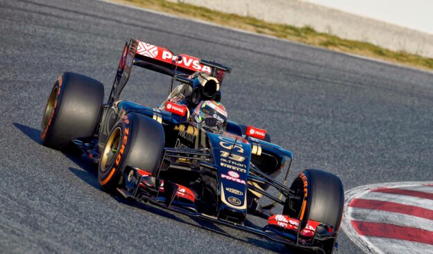 Pastor Maldonado, Lotus E23 Mercedes