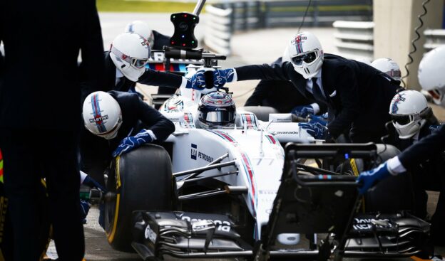 Hackett & Williams Martini Racing: The Coolest Pitstop