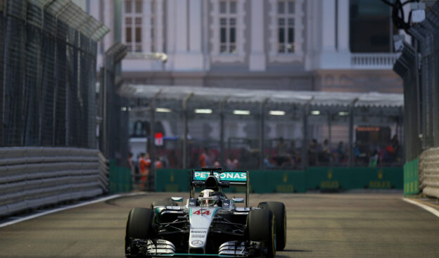 Lewis Hamilton, Mercedes W06 at Singapore