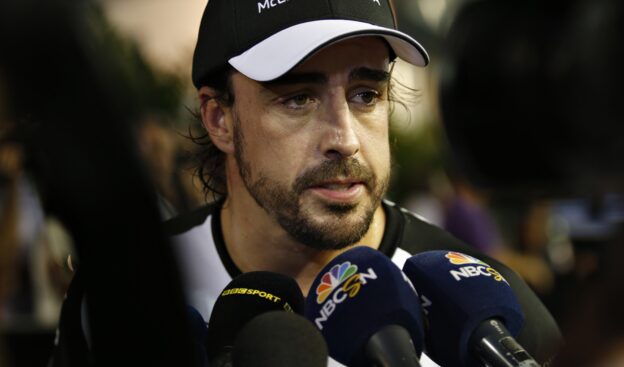 Alonso speaks up for 'fast, experienced' - Button