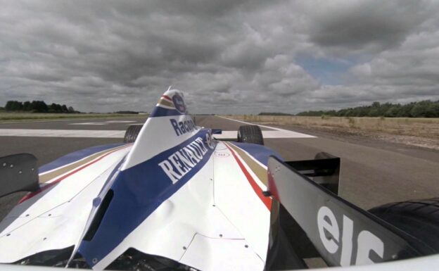 A taste of the FW18 in action: F1 onboard