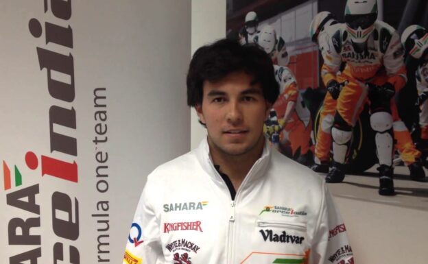 Sergio Pérez greets the Sahara Force India fans!