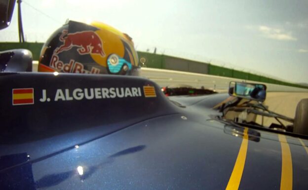 Alguersuari On Board footage Scuderia Toro Rosso 2011