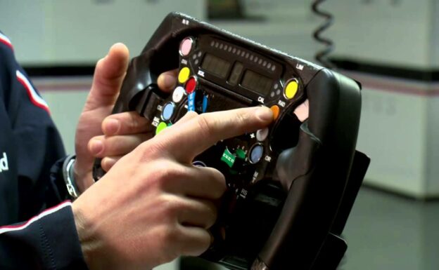 Car features with Valtteri #BOTTAS - Part 5 of 5 - Steering wheel