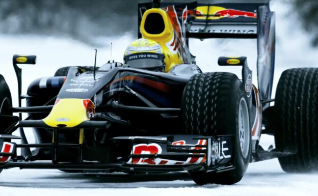 F1 car on frozen lake - Red Bull Racing returns to Quebec