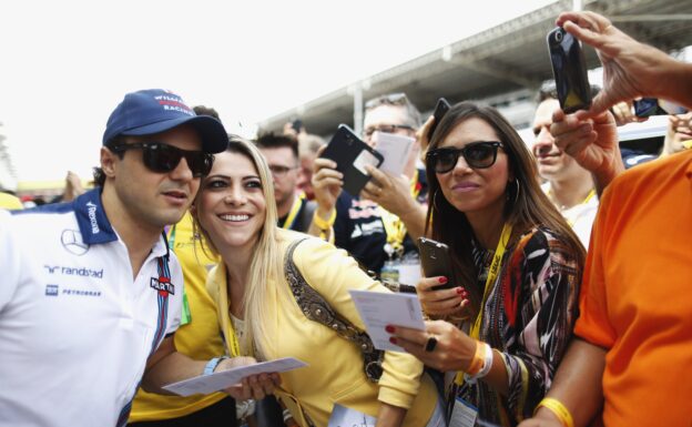 Felipe Massa meets some fans.