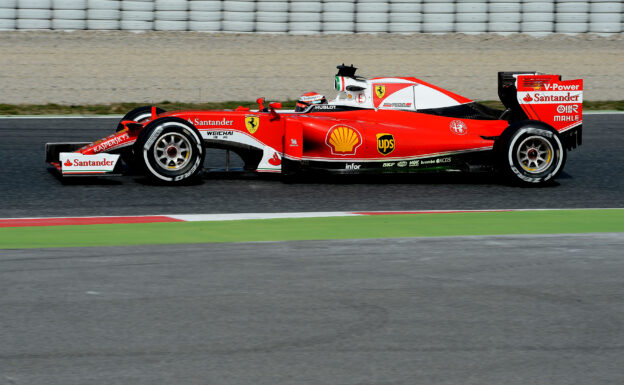 Kimi Raikkonen driving the Ferrari SF16-H