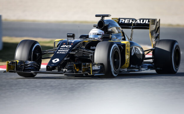 Kevin Magnussen driving the Renault RS16