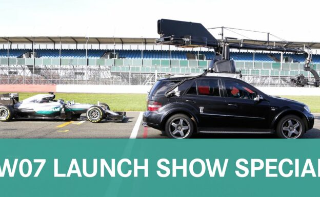 EXCLUSIVE! W07 behind the scenes footage & 2016 Mercedes F1 exhaust explained!