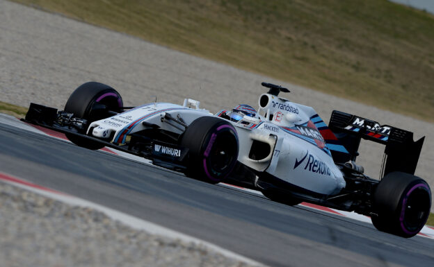 Valterri Bottas driving the Williams FW38