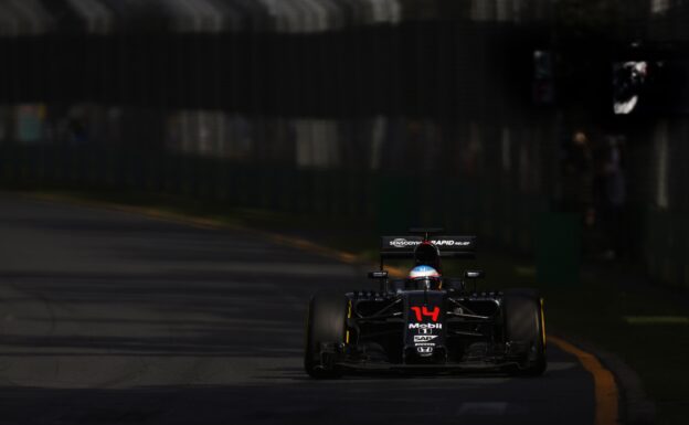 Full green light for Alonso & tyre problems in China