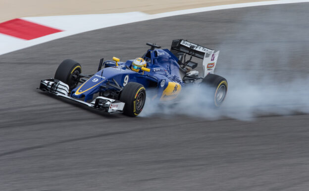 Marcus Ericsson, Sauber C35 locking up his left front