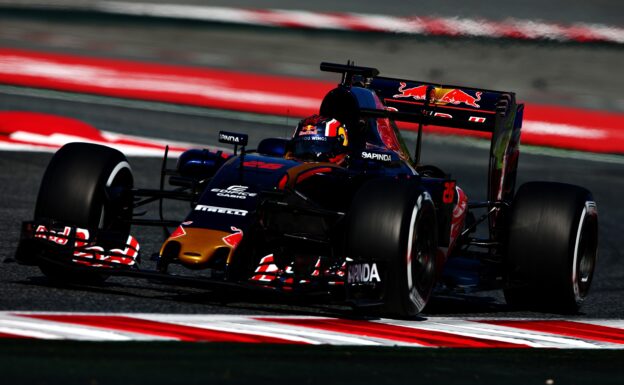 Daniil Kvyat of Russia driving the (26) Scuderia Toro Rosso STR11