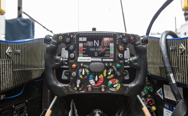 Sauber C35 F1 steeringwheel