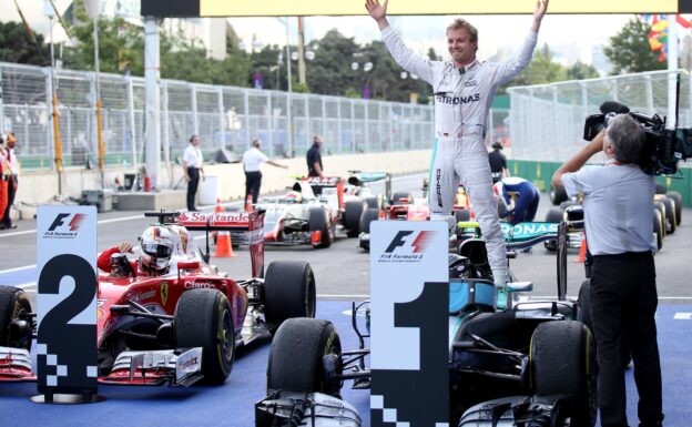 Nico Rosberg wins!