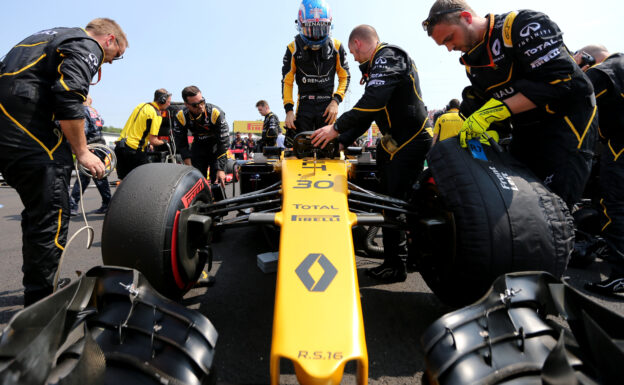 Jolyon Palmer Renault Sport F1 Team RS16 on the grid. Hungarian Grand Prix 2016.