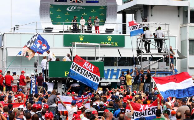 Fans support German GP F1/2016