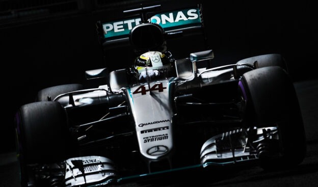 Formula One - MERCEDES AMG PETRONAS, Singapore GP 2016. Lewis Hamilton;