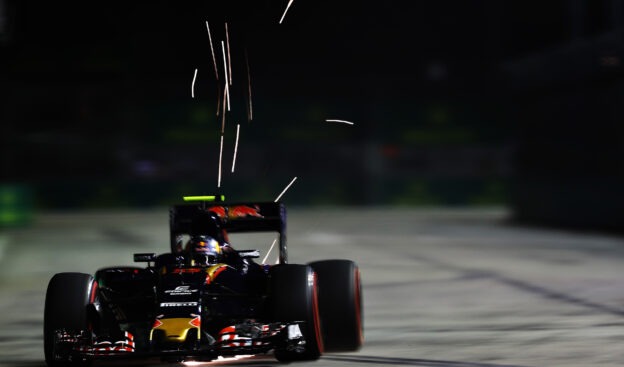 Carlos Sainz on track during practice for the Formula One Grand Prix of Singapore 2016