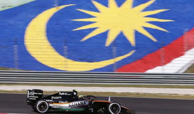 Sergio Perez (MEX) Sahara Force India F1 VJM09 with the Halo cockpit cover. Malaysian Grand Prix 2016