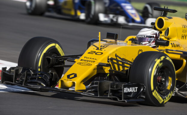 20 MAGNUSSEN Kevin (dnk) Renault RS.16 action during the 2016 Formula One World Championship, Mexico Grand Prix