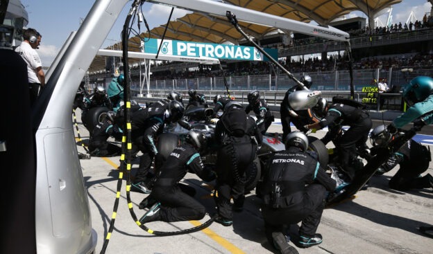 Formula One - MERCEDES AMG PETRONAS, Malaysian GP 2016. Lewis Hamilton;