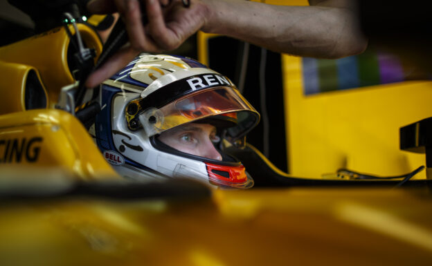 SIROTKIN Sergey (rus) Renault F1 RS.16 test driver Renault Sport F1 team ambiance portrait during the 2016 Formula One World Championship, Brazil Grand Prix 2016