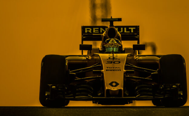 PALMER Jolyon (gbr) Renault F1 RS.16 driver Renault Sport F1 team action during the 2016 Formula One World Championship Abu Dhabi.