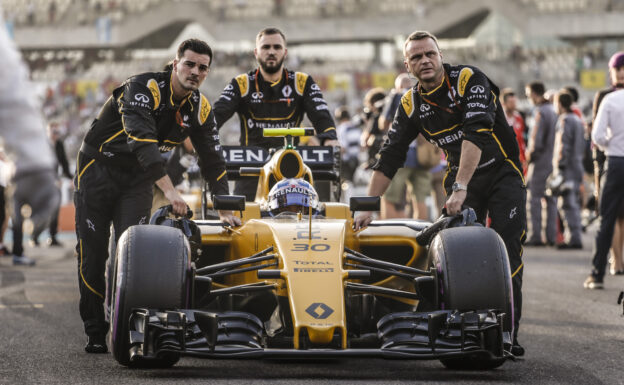 PALMER Jolyon (gbr) Renault F1 RS.16 driver Renault Sport F1 team ambiance portrait during the 2016 Formula One World Championship, Abu Dhabi GP.