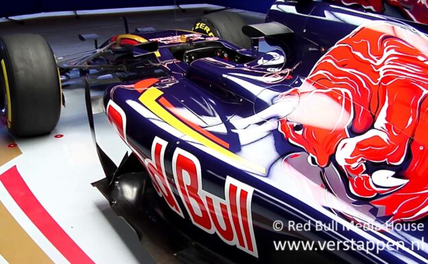 Reveil of the Scuderia Toro Rosso STR11 at Barcelona, 01/03/2016