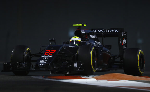 Yas Marina Circuit, Abu Dhabi, United Arab Emirates F1/2016 GP. Jenson Button, McLaren MP4-31 Honda.