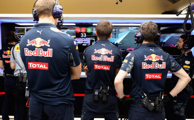 The Red Bull Racing team in the garage during qualifying for the Abu Dhabi Formula One Grand Prix at Yas Marina Circuit 2016