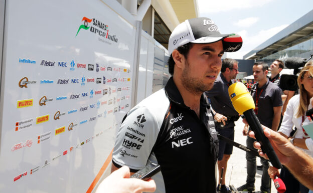 Sergio Perez (MEX) Sahara Force India F1 with the media. Brazilian Grand Prix 2016.