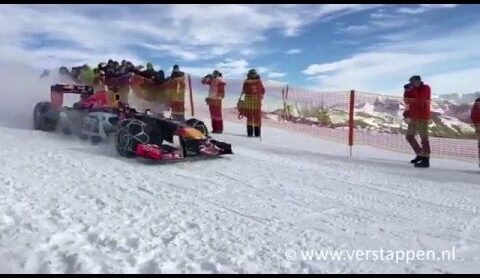 Max Verstappen F1 Snow Demo Red Bull RB7 Hahnenkamm, Kitzbühel, 14/01/2016