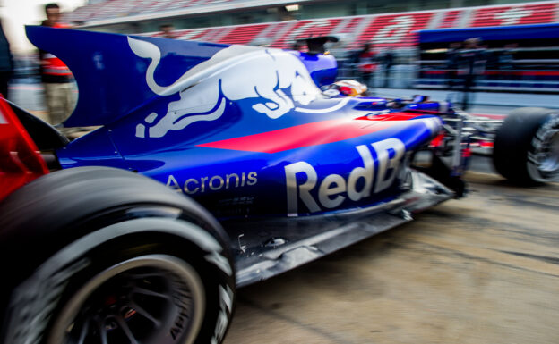 Renault advisor Prost 'big fan' of Sainz